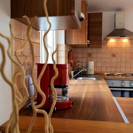 Peter Pan Apartments Palit Bagian luar foto