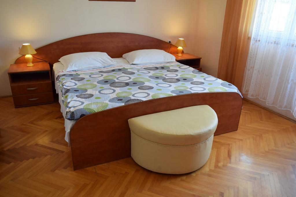 Peter Pan Apartments Palit Bagian luar foto