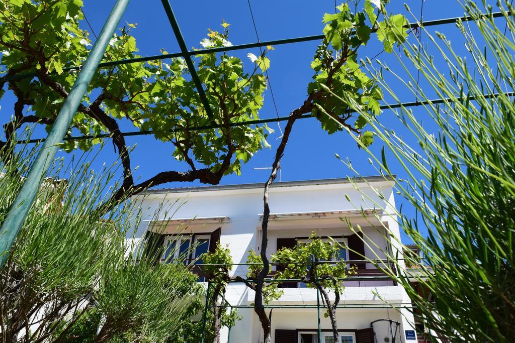 Peter Pan Apartments Palit Bagian luar foto