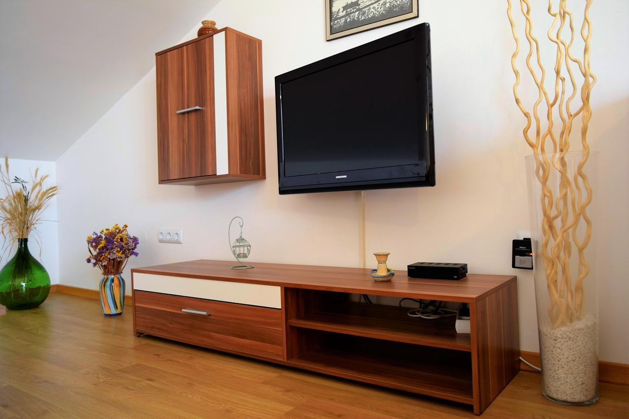 Peter Pan Apartments Palit Bagian luar foto
